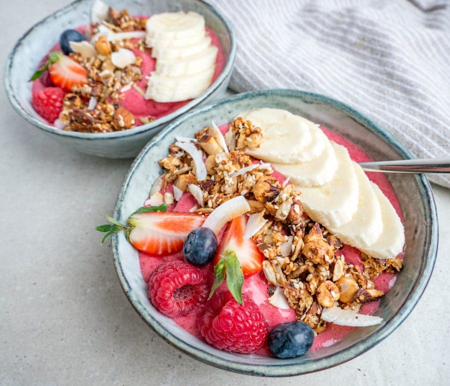 Smoothiebowl med hindbær Sund og nem snack Mummum dk