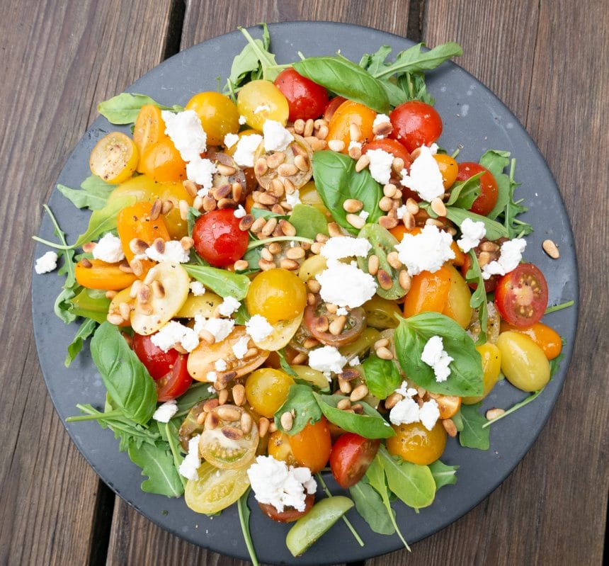 Salat med cherrytomater og feta
