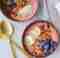 Opskrift på smoothiebowl med hindbær og Plantgurt
