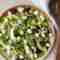 Avocado salat med feta og saltmandler